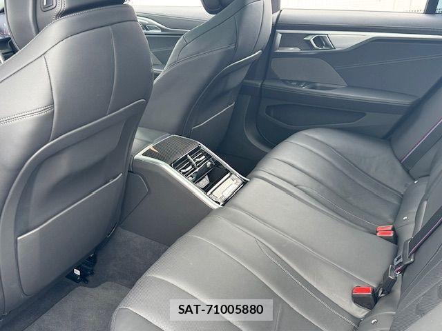 Bmw 8 SERIES 2023-04 7721427-16