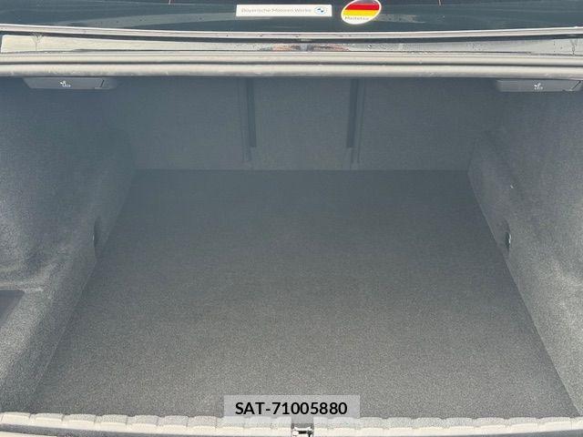 Bmw 8 SERIES 2023-04 7721427-17