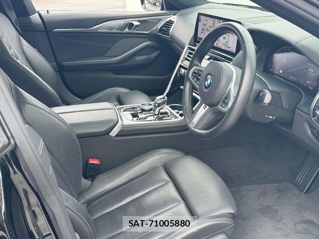 Bmw 8 SERIES 2023-04 7721427-1