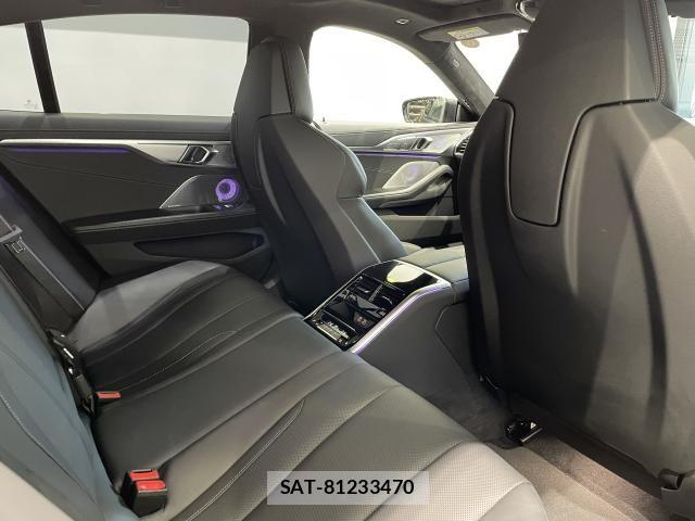 Bmw 8 SERIES 2021-07 7721429-12