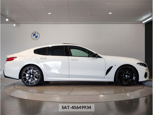 Bmw 8 SERIES 2023-02 8313353-6