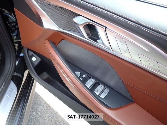 Bmw 8 SERIES 2020-01 8353982-17