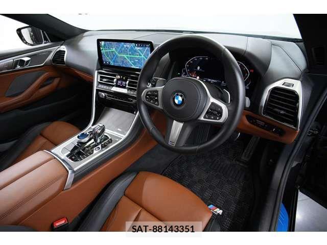 Bmw 8 SERIES 2023-03 8740892-3