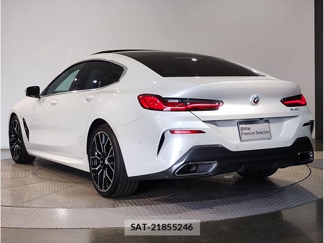 Bmw 8 SERIES 2023-04 8795390-3