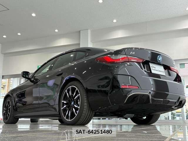 Bmw i4 2025-04 6525637-6