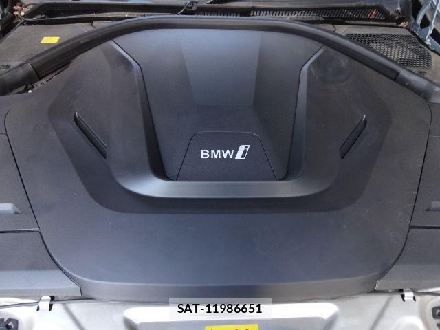 Bmw i4 2023-04 6750954-11