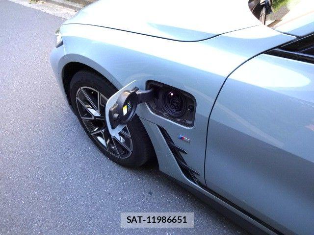 Bmw i4 2023-04 6750954-26