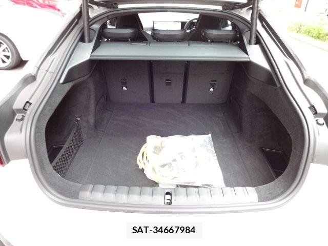 Bmw i4 2025-03 7325952-10