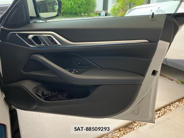 Bmw i4 2022-07 7721433-10