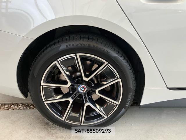 Bmw i4 2022-07 7721433-4