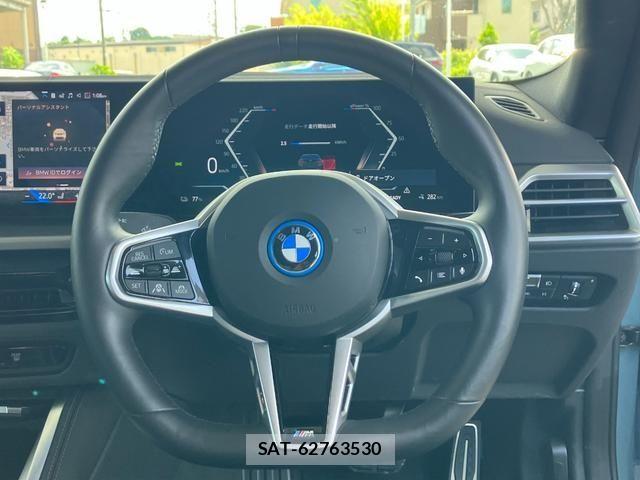 Bmw i4 2025-06 8206596-17