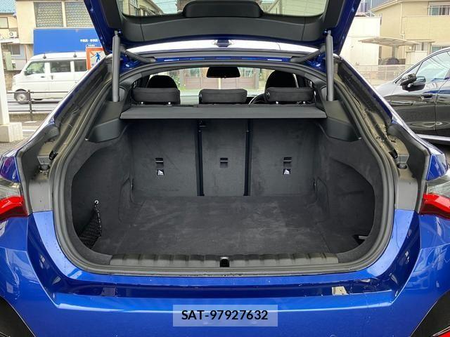 Bmw i4 2025-06 8206597-12