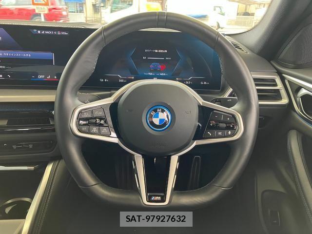 Bmw i4 2025-06 8206597-17
