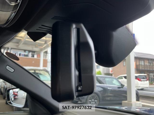 Bmw i4 2025-06 8206597-19