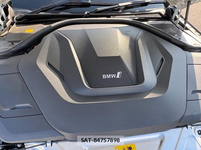 Bmw i4 2025-06 8313355-15