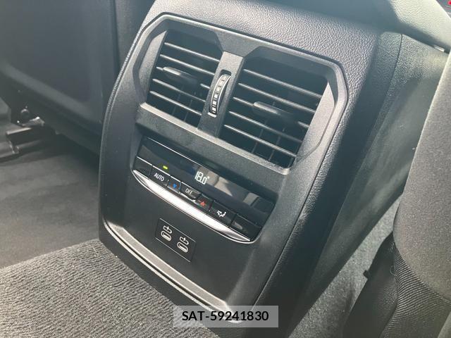 Bmw i4 2025-06 8313354-15