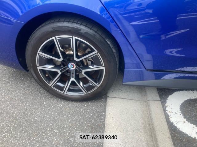 Bmw i4 2023-03 8371473-7