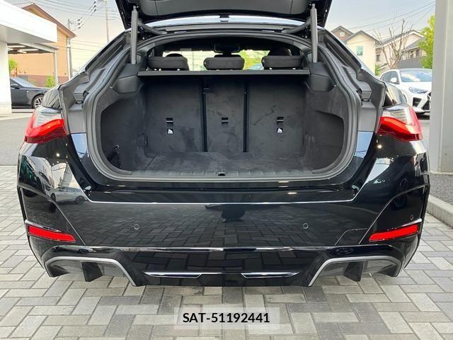 Bmw i4 2025-06 8411419-10