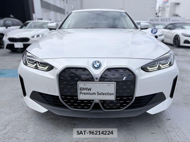 Bmw i4 2022-06 8437962-3