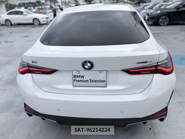 Bmw i4 2022-06 8437962-4