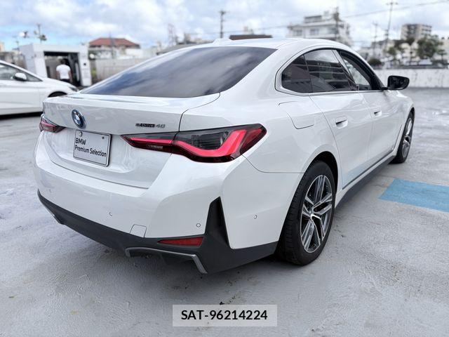 Bmw i4 2022-06 8437962-6