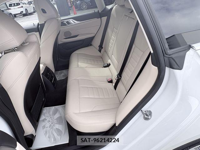 Bmw i4 2022-06 8437962-8