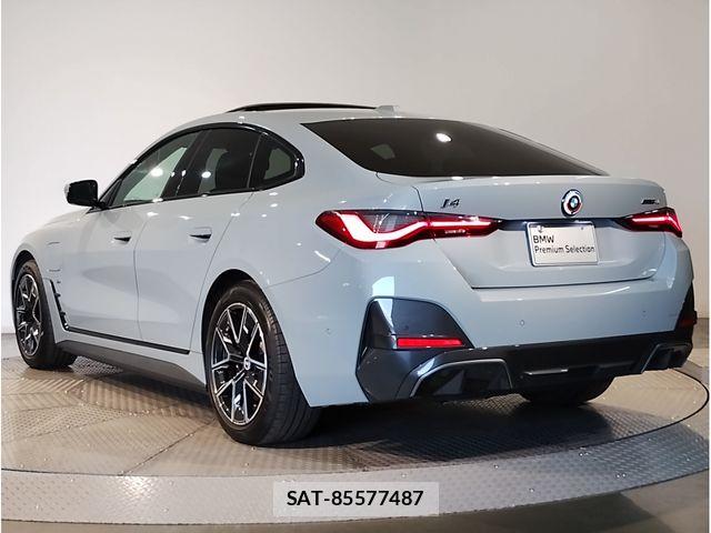 Bmw i4 2022-12 8625995-2