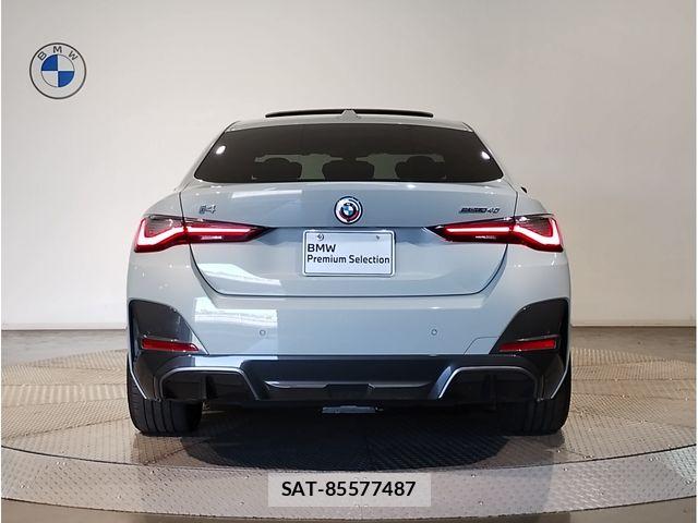 Bmw i4 2022-12 8625995-5