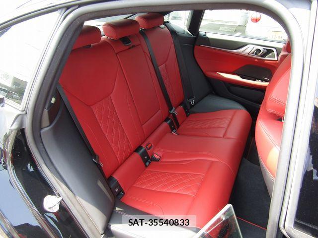 Bmw i4 2022-06 8658214-10