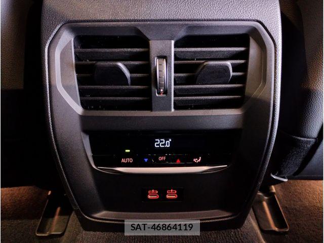 Bmw i4 2022-06 8740904-27