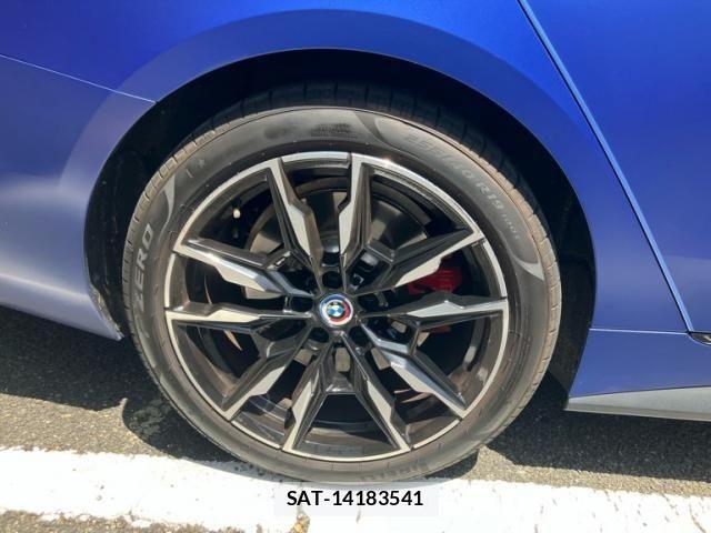 Bmw i4 2022-07 8740900-11