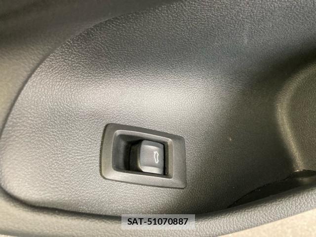 Bmw i4 2023-10 8779622-19