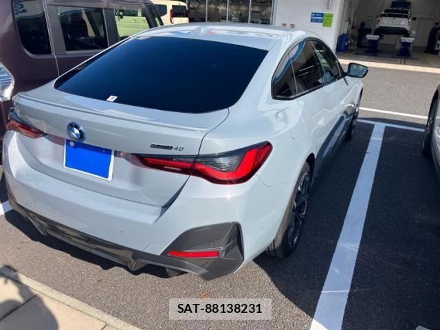 Bmw i4 2022-04 8828042-4
