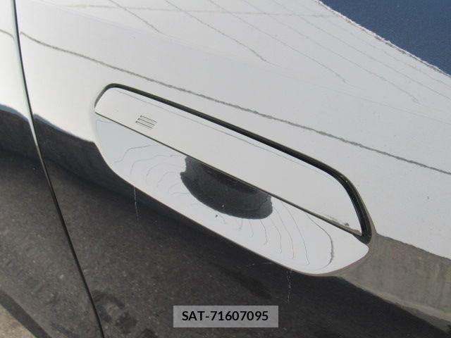 Bmw i5 2025-09 6675179-10