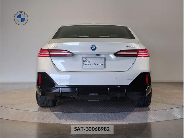 Bmw i5 2025-08 7960677-4