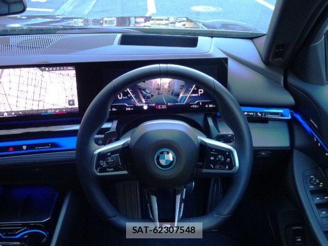 Bmw i5 2025-03 1608408-20