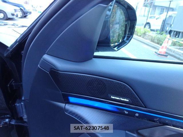 Bmw i5 2025-03 1608408-29