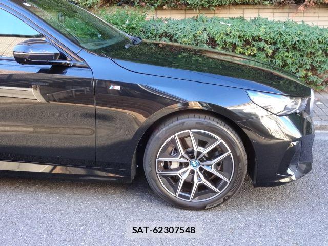 Bmw i5 2025-03 1608408-8