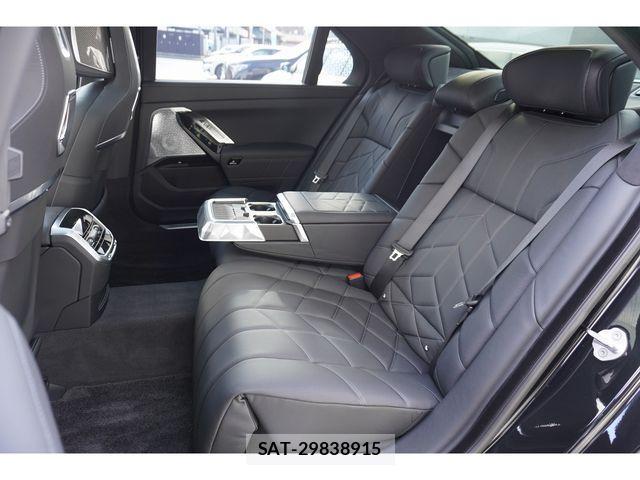 Bmw i7 2024-12 2399921-9