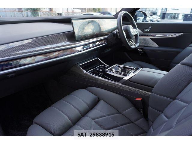 Bmw i7 2024-12 2399921-11