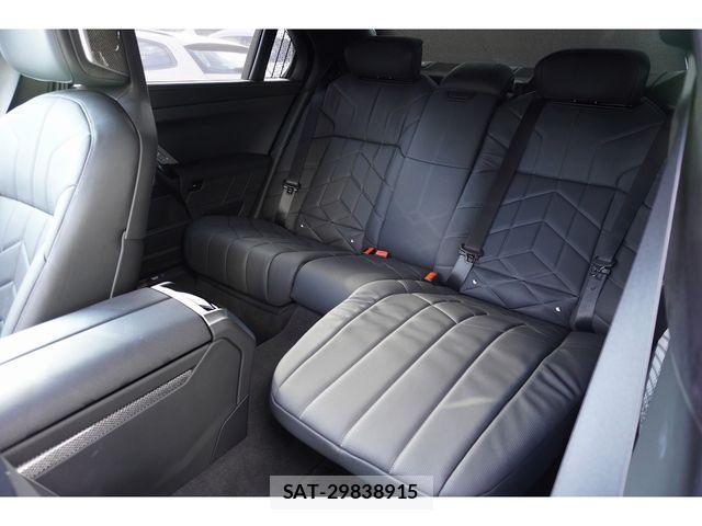 Bmw i7 2024-12 2399921-22