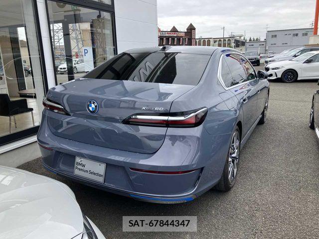 Bmw i7 2023-03 6902694-2