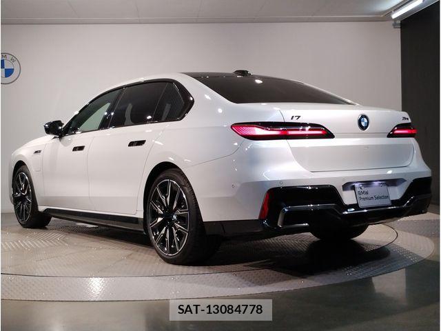 Bmw i7 2025-05 7215351-3