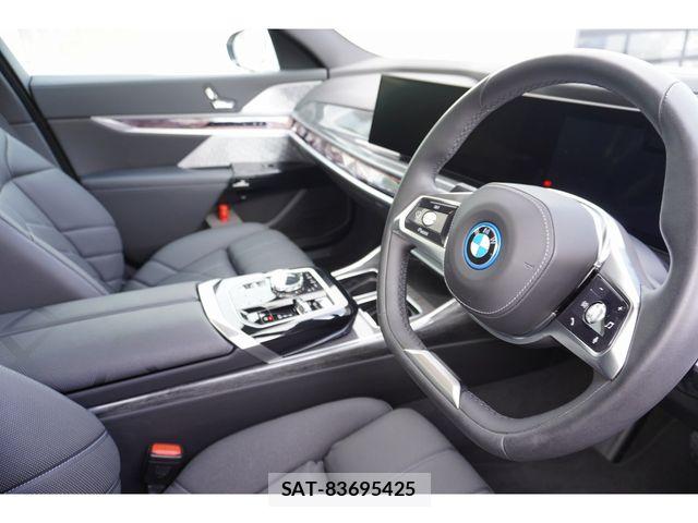 Bmw i7 2025-08 7325954-8