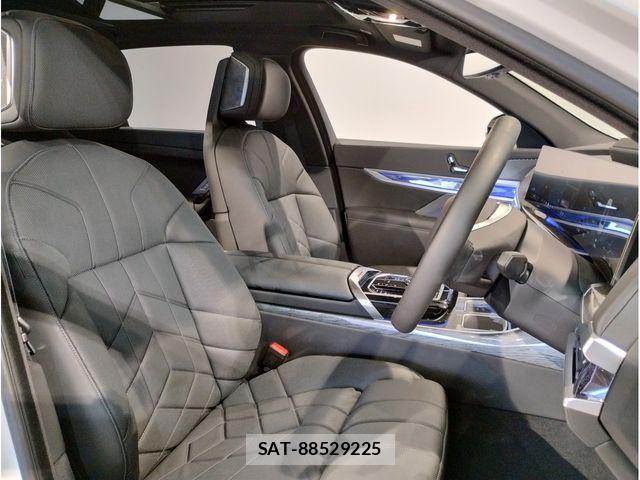 Bmw i7 2024-05 7721437-13