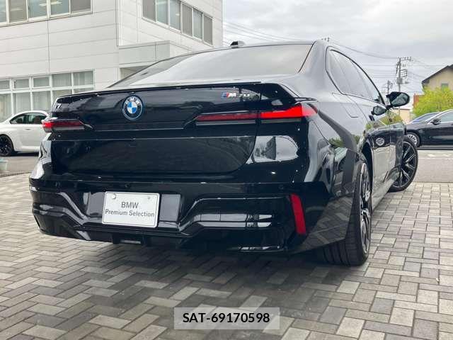 Bmw i7 2025-06 8206599-2