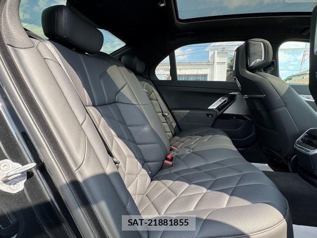 Bmw i7 2025-06 8206600-20