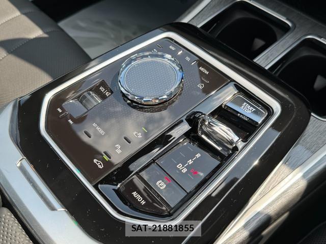 Bmw i7 2025-06 8206600-22