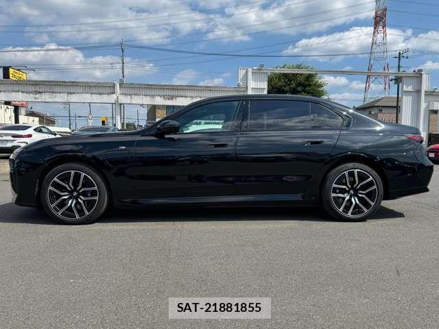 Bmw i7 2025-06 8206600-3