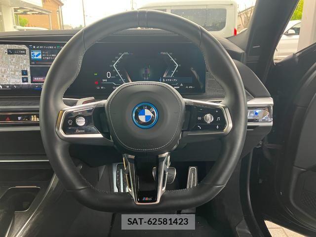 Bmw i7 2025-06 8335074-15
